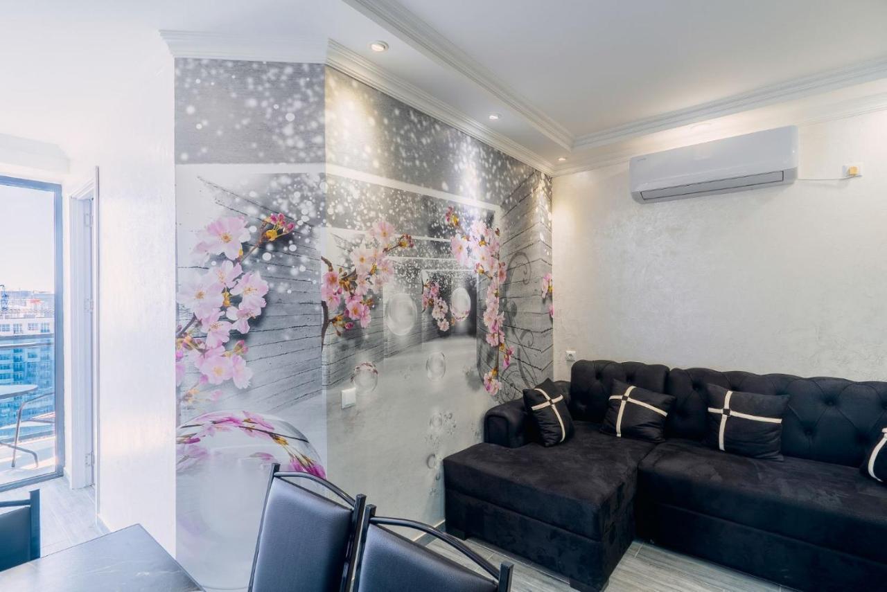 Orbi Beach Tower 2805 Batumi Exterior photo